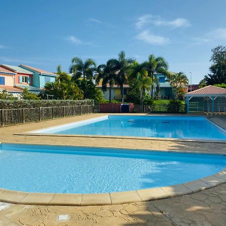 Maison Mitoyenne , Piscine,Citerne, Jardin, Parking, Plage Le Gosier (Grande-Terre) Exterior foto