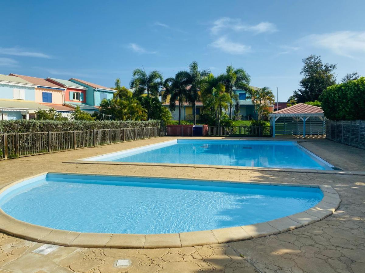 Maison Mitoyenne , Piscine,Citerne, Jardin, Parking, Plage Le Gosier (Grande-Terre) Exterior foto